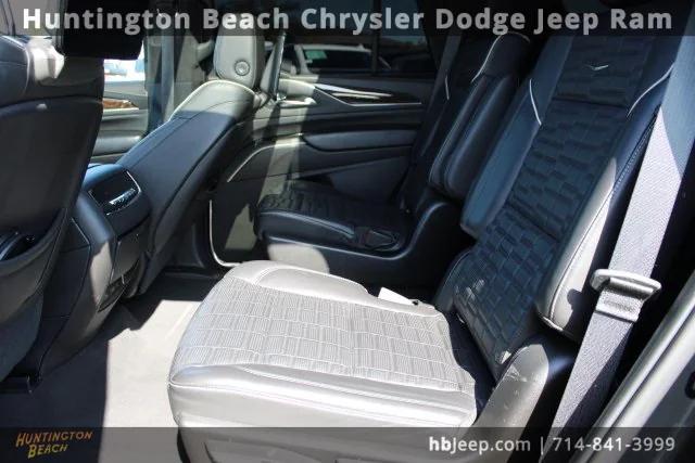 2021 Cadillac Escalade 4WD Sport Platinum