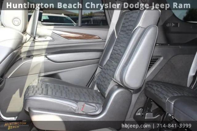2021 Cadillac Escalade 4WD Sport Platinum