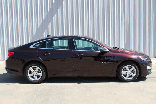 2021 Chevrolet Malibu FWD 1FL