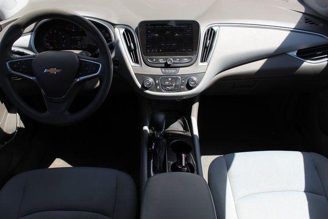 2021 Chevrolet Malibu FWD 1FL
