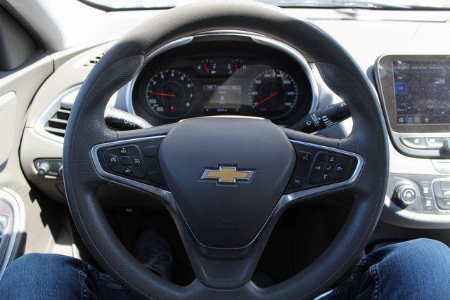 2021 Chevrolet Malibu FWD 1FL