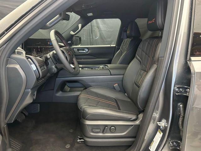 2025 Nissan Armada PRO-4X 4WD