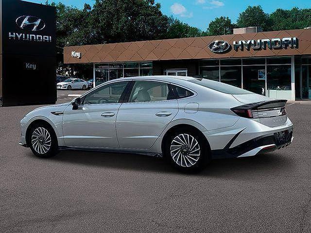 2025 Hyundai Sonata Hybrid Limited