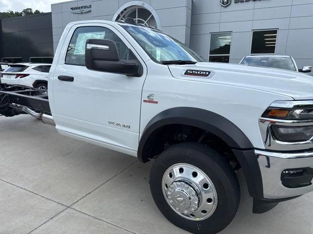 2025 RAM Ram 5500 Chassis Cab RAM 5500 BIG HORN CHASSIS REGULAR CAB 4X4 120 CA