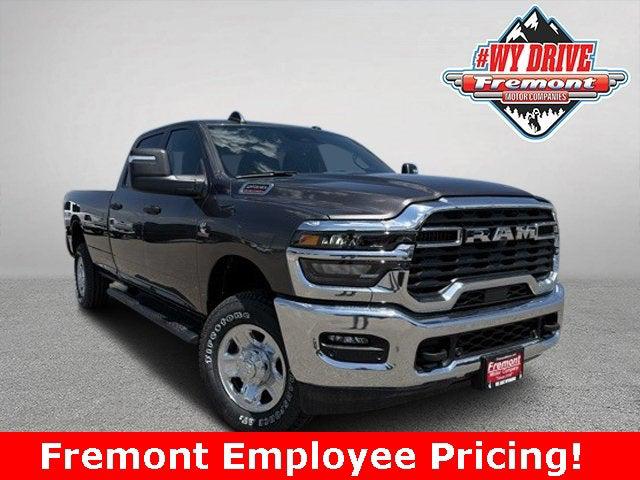 2025 RAM Ram 2500 RAM 2500 TRADESMAN CREW CAB 4X4 8 BOX