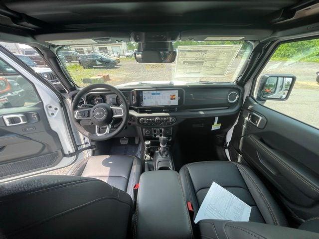 2025 Jeep Wrangler WRANGLER 4-DOOR SAHARA