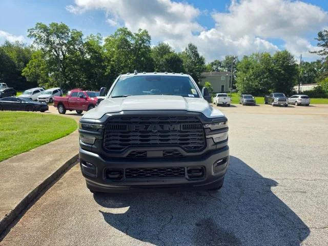 2025 RAM Ram 3500 Chassis Cab RAM 3500 TRADESMAN CREW CAB CHASSIS 4X4 60 CA