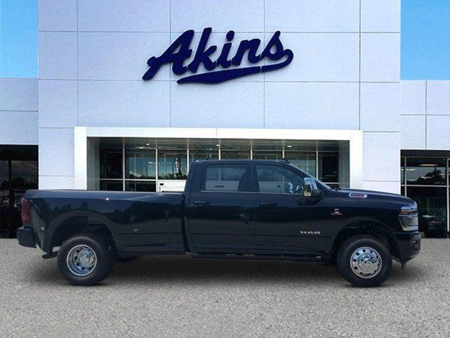 2025 RAM Ram 3500 RAM 3500 LARAMIE CREW CAB 4X4 8 BOX