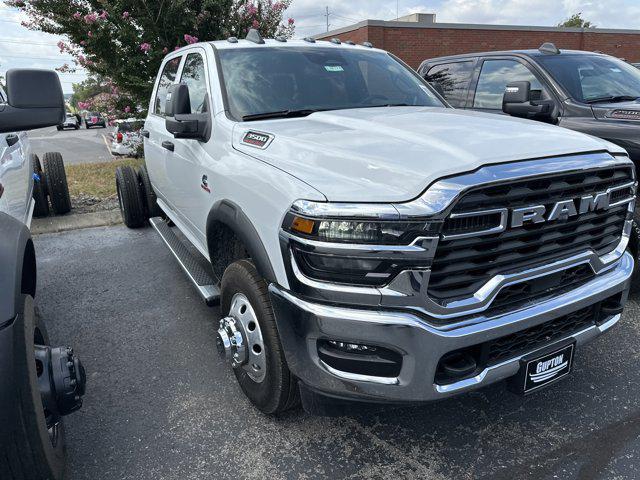 2025 RAM Ram 3500 Chassis Cab RAM 3500 TRADESMAN CREW CAB CHASSIS 4X4 60 CA
