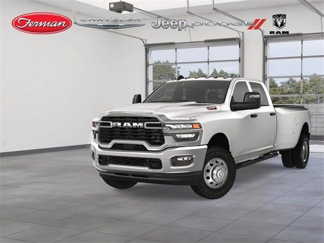 2025 RAM Ram 3500 RAM 3500 TRADESMAN CREW CAB 4X4 8 BOX