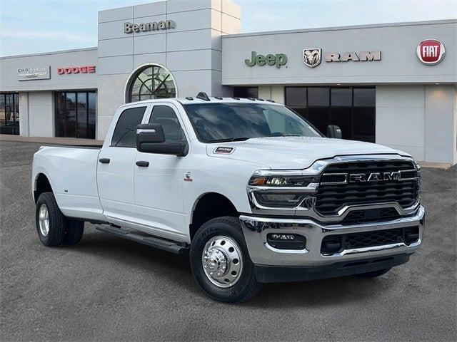 2025 RAM Ram 3500 RAM 3500 TRADESMAN CREW CAB 4X4 8 BOX