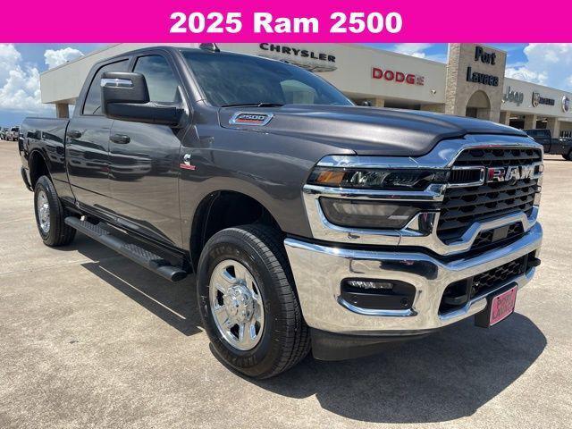 2025 RAM Ram 2500 RAM 2500 TRADESMAN CREW CAB 4X4 64 BOX