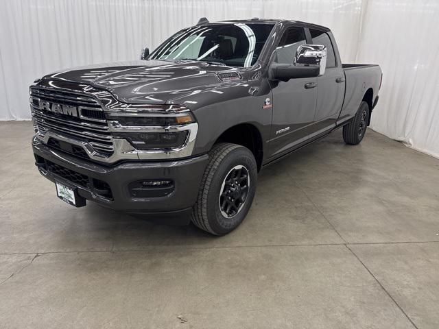 2025 RAM Ram 3500 RAM 3500 LARAMIE CREW CAB 4X4 8 BOX 2025 RAM Ram 3500 RAM 3500 LARAMIE CREW CAB 4X4 8 BOX