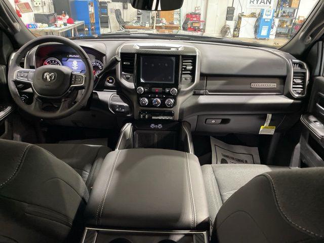 2025 RAM Ram 2500 RAM 2500 BIG HORN CREW CAB 4X4 64 BOX 2025 RAM Ram 2500 RAM 2500 BIG HORN CREW CAB 4X4 64 BOX