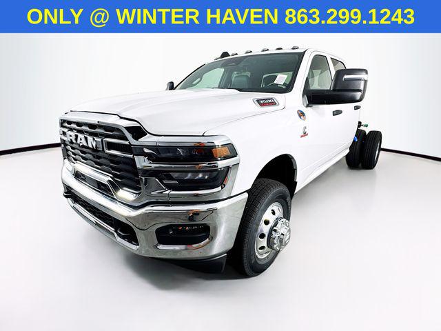2025 RAM Ram 3500 Chassis Cab RAM 3500 TRADESMAN CREW CAB CHASSIS 4X4 60 CA
