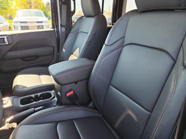 2025 Jeep Wrangler WRANGLER 4-DOOR SAHARA 2025 Jeep Wrangler WRANGLER 4-DOOR SAHARA