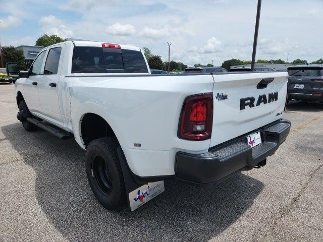 2025 RAM Ram 3500 RAM 3500 TRADESMAN CREW CAB 4X4 8 BOX