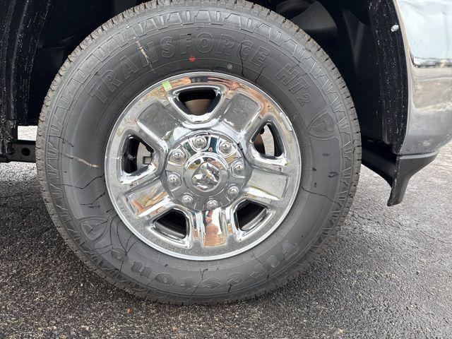 2025 Ram 2500 Tradesman Crew Cab 4x4 6'4" Box
