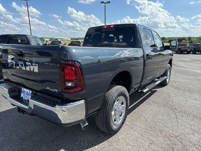 2025 Ram 2500 Tradesman Crew Cab 4x4 6'4" Box