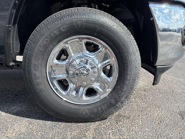 2025 Ram 2500 Tradesman Crew Cab 4x4 6'4" Box