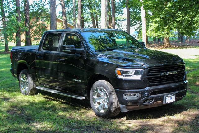 2019 RAM 1500 Big Horn/Lone Star Crew Cab 4x4 57 Box