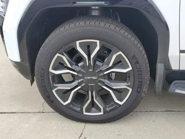 2025 GMC Sierra Extended Range Denali