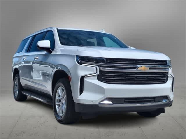 2023 Chevrolet Suburban 4WD LT