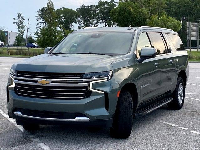 2023 Chevrolet Suburban 2WD LT