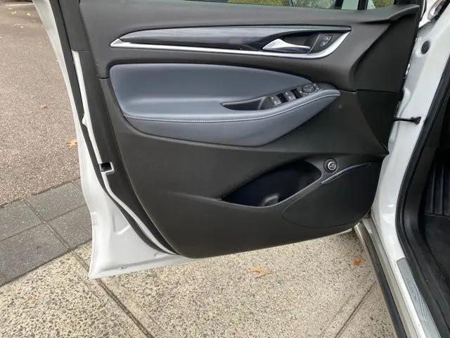 2022 Buick Enclave FWD Essence