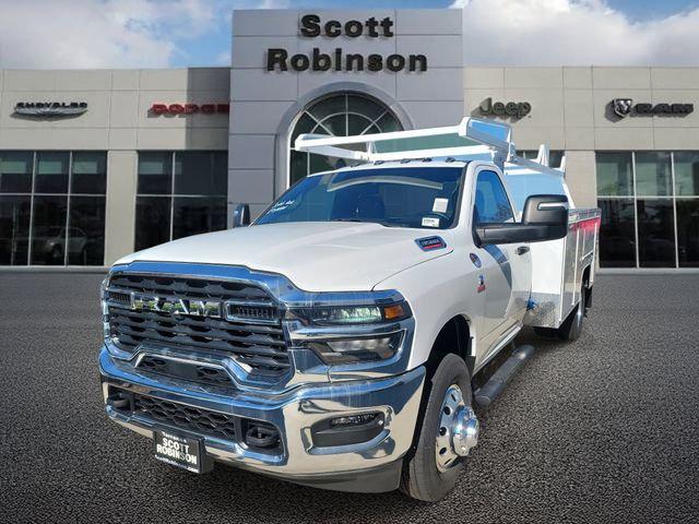 2025 RAM Ram 3500 Chassis Cab RAM 3500 TRADESMAN CHASSIS REGULAR CAB 4X2 84 CA 2025 RAM Ram 3500 Chassis Cab RAM 3500 TRADESMAN CHASSIS REGULAR CAB 4X2 84 CA