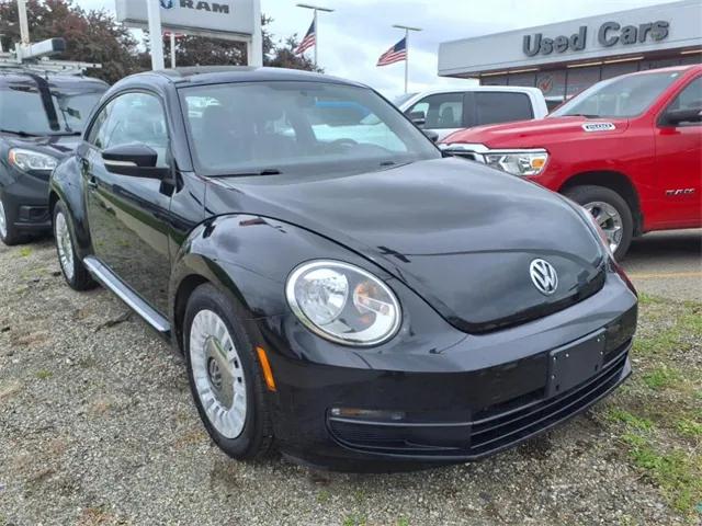 2014 Volkswagen Beetle 2.5L 2014 Volkswagen Beetle 2.5L