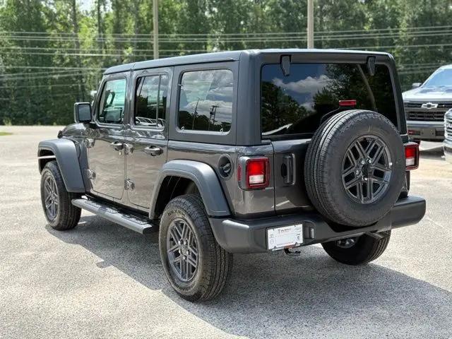 2025 Jeep Wrangler 4-Door Summit 4x4