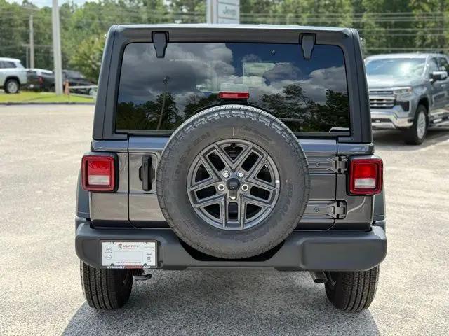 2025 Jeep Wrangler 4-Door Summit 4x4