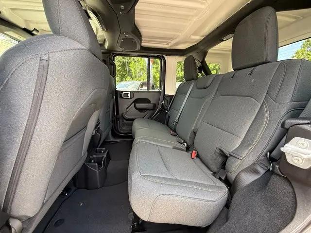2025 Jeep Wrangler 4-Door Summit 4x4