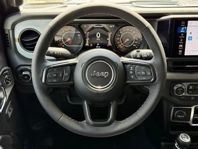 2025 Jeep Wrangler 4-Door Summit 4x4