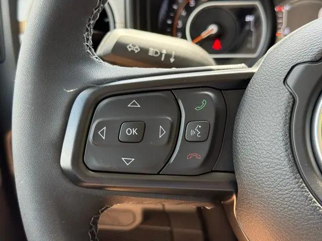 2025 Jeep Wrangler 4-Door Summit 4x4
