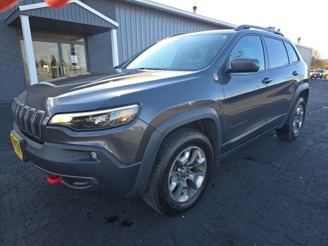 2019 Jeep Cherokee Trailhawk 4x4 2019 Jeep Cherokee Trailhawk 4x4