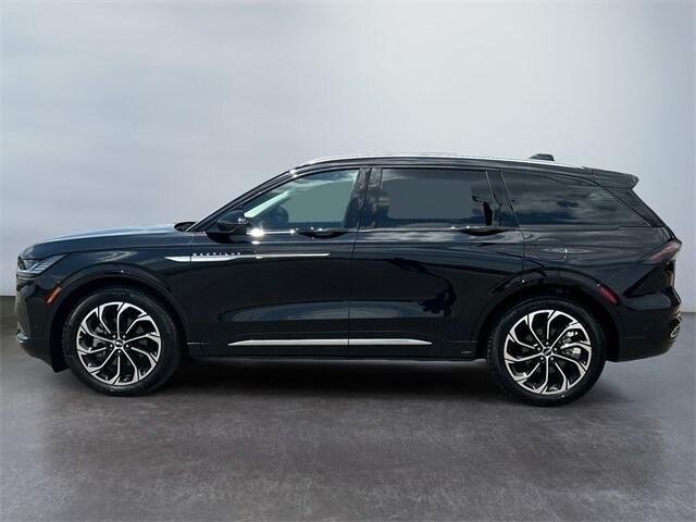 2024 Lincoln Nautilus Reserve