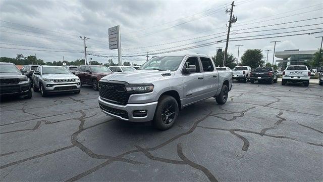 2025 RAM Ram 1500 RAM 1500 TRADESMAN CREW CAB 4X2 57 BOX