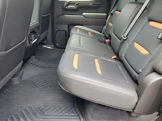 2024 GMC Sierra 1500 4WD Crew Cab Short Box AT4