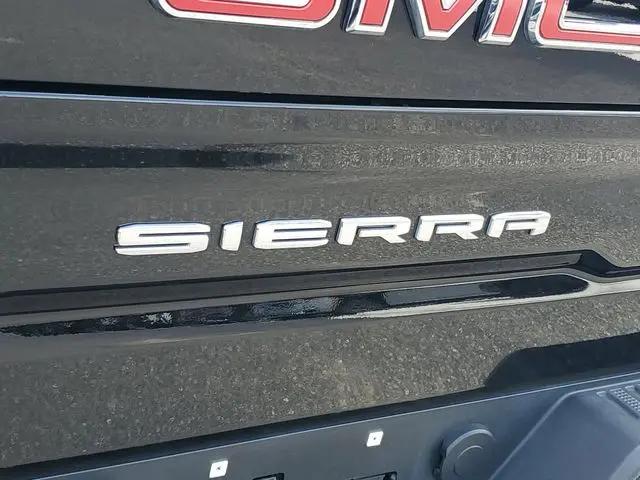 2024 GMC Sierra 1500 4WD Crew Cab Short Box AT4