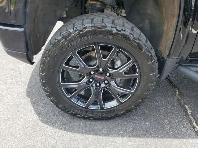 2024 GMC Sierra 1500 4WD Crew Cab Short Box AT4