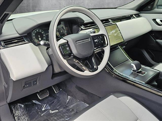 2026 Land Rover Range Rover Velar P250 Dynamic SE
