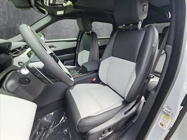 2026 Land Rover Range Rover Velar P250 Dynamic SE
