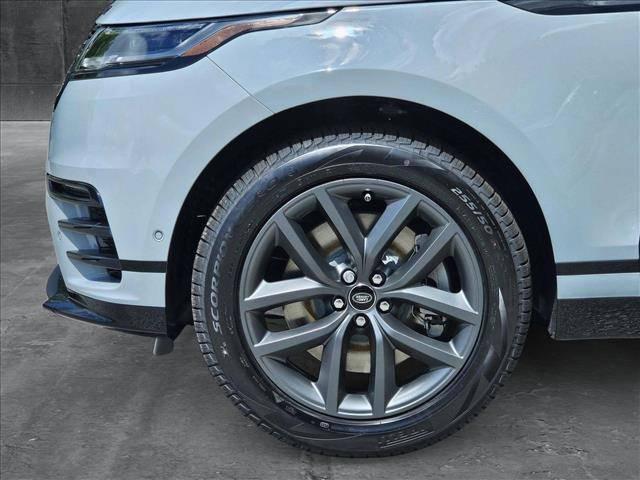 2026 Land Rover Range Rover Velar P250 Dynamic SE