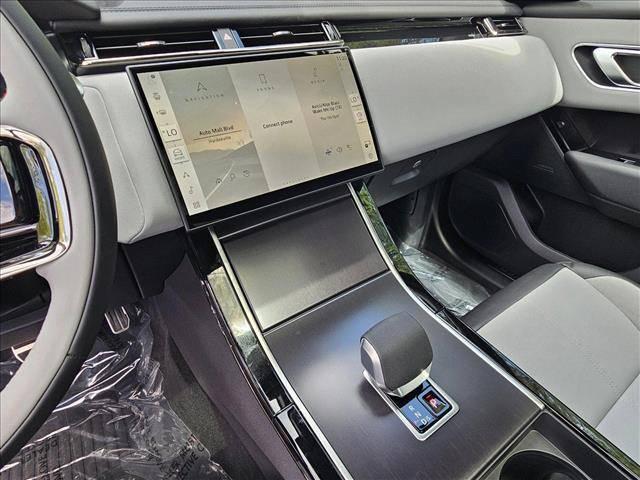 2026 Land Rover Range Rover Velar P250 Dynamic SE