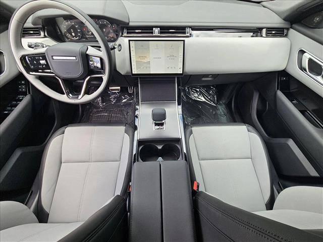 2026 Land Rover Range Rover Velar P250 Dynamic SE