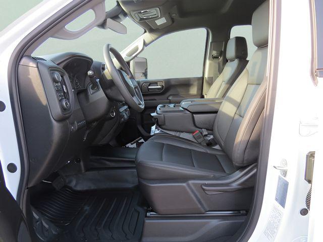 2025 Chevrolet Silverado 3500HD 4WD Double Cab Long Bed Work Truck