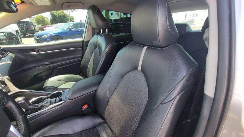 2019 Toyota Camry XSE