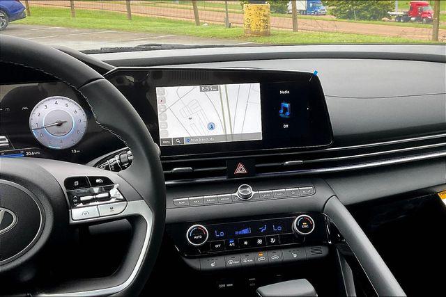 New 2025 Hyundai Elantra For Sale in Olive Branch, MS